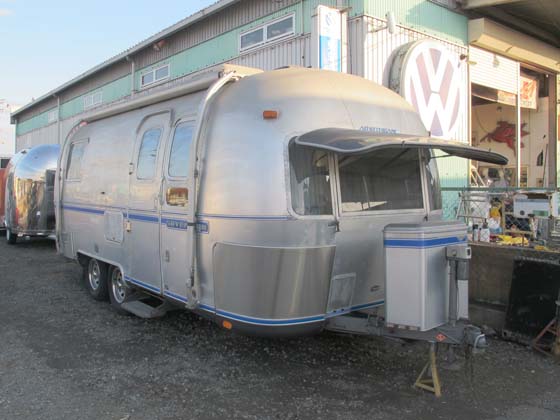 '92 AIRSTREAM Sovereign ２２フィート 